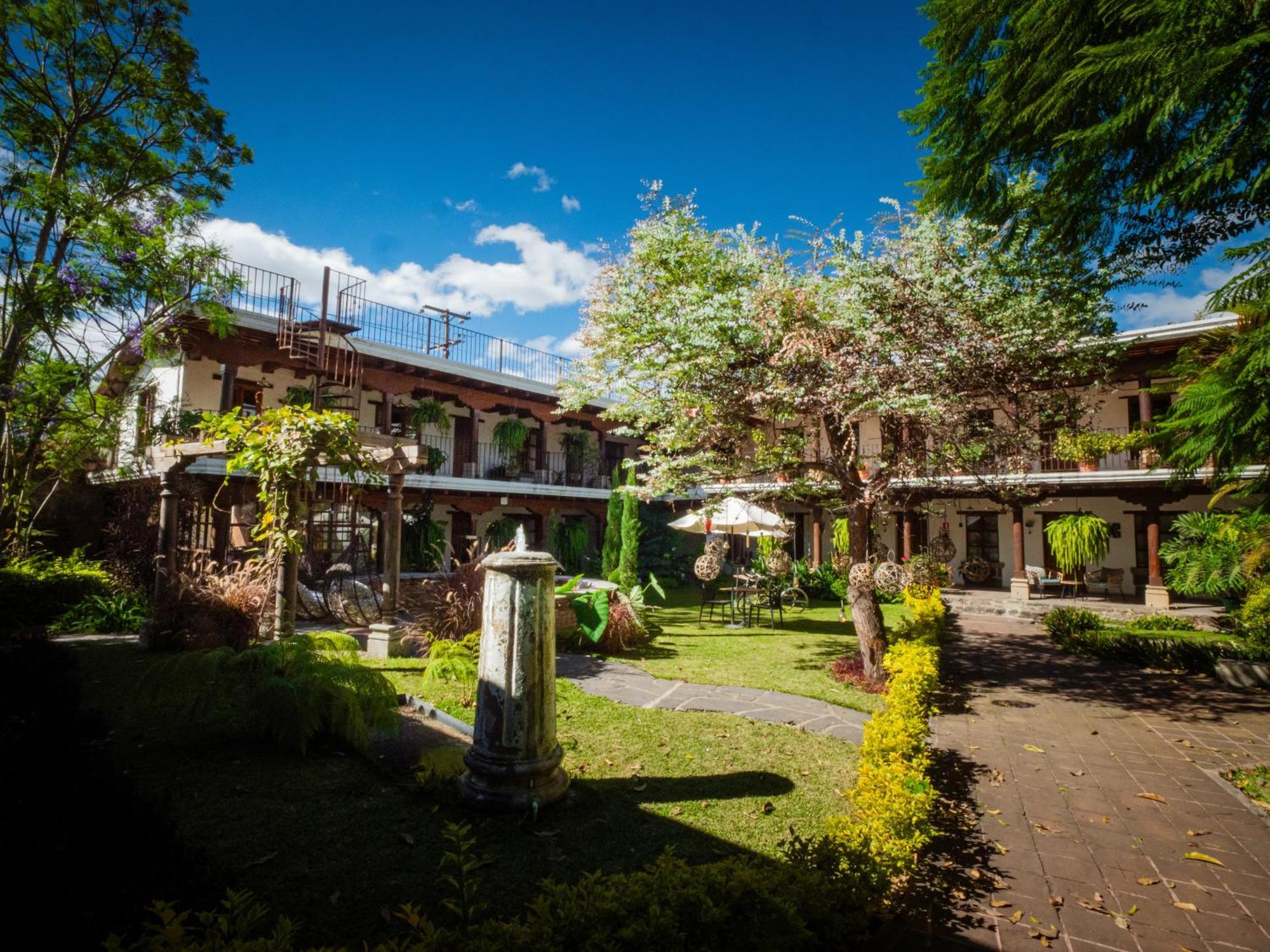 Hotel Cacique Real アンティグア・グアテマラ エクステリア 写真