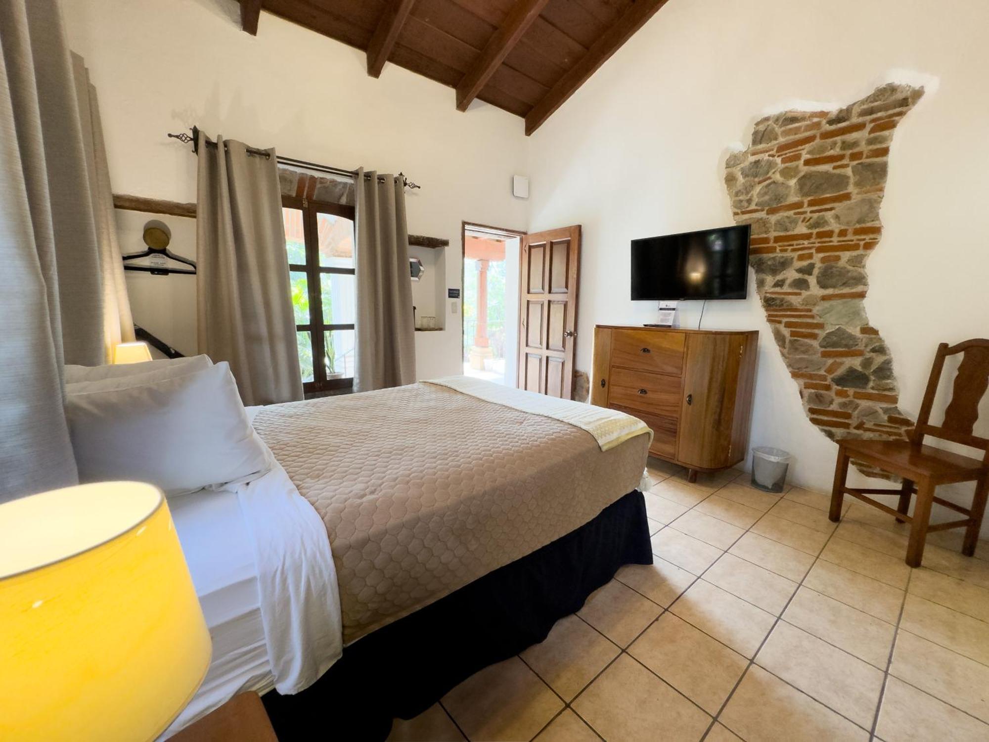 Hotel Cacique Real アンティグア・グアテマラ 部屋 写真